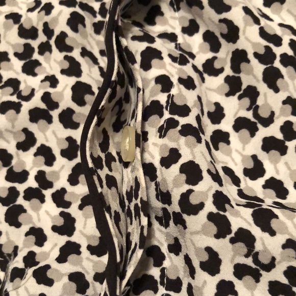 LOFT Patterned Button Down Blouse NWOT Size S - Picture 9 of 9